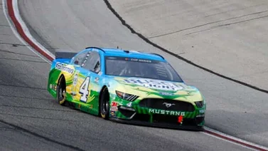 Harvick gana al fin una carrera de la NASCAR en Pocono