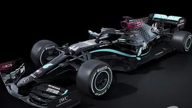 Mercedes se tiñe de negro en contra del racismo y la desigualdad Mercedes se tiñe de negro en contra del racismo y la desigualdad