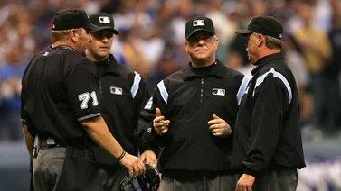 Los cambios en la rutina de los umpires son un hecho