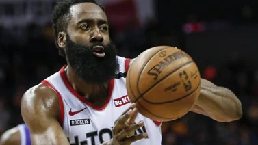 James Harden llega en plenitud de forma y se integra de inmediato a Rockets