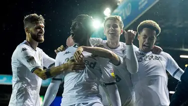 Leeds United asciende a la Premier League Leeds United asciende a la Premier League