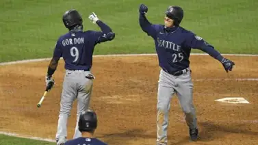 Seager y Moore se combinan en victoria de los Marineros Seager y Moore se combinan en victoria de los Marineros