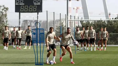 El Real Madrid se centra en el trabajo táctico en defensa y ataque El Real Madrid se centra en el trabajo táctico en defensa y ataque