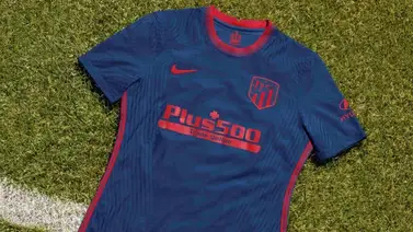 El Atlético presenta su segunda equipación con mucho azul El Atlético presenta su segunda equipación con mucho azul