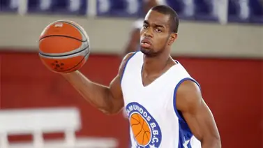 David Cubillán firma con CB Peñas de España David Cubillán firma con CB Peñas de España