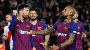 Mensajes de Puyol, Suárez y Vidal a Messi por su salida del Barcelona Mensajes de Puyol, Suárez y Vidal a Messi por su salida del Barcelona