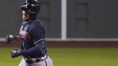 Adam Duvall le aplicó la misma fórmula de poder a Medias Rojas Adam Duvall le aplicó la misma fórmula de poder a Medias Rojas