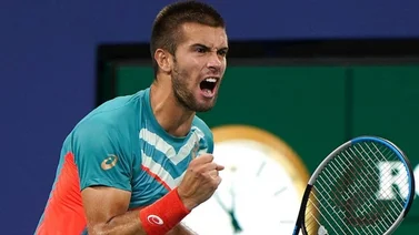 Coric elimina a Tsitsipas y da la gran sorpresa de la madrugada