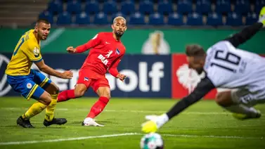 Hertha de Berlín protagoniza sorpresa en inicio de Copa alemana Hertha de Berlín protagoniza sorpresa en inicio de Copa alemana