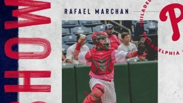 FOTO: Comparan la defensa de Rafael Marchán con la de Henry Blanco