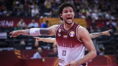 Supersónicos suman a Michael Carrera