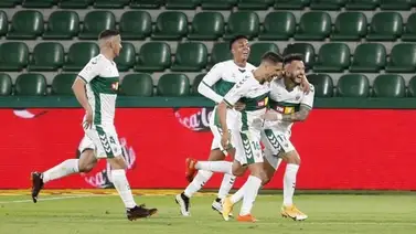 Elche hace respetar la localía ante Valencia y asoma a Europa Elche hace respetar la localía ante Valencia y asoma a Europa