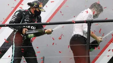 Lewis Hamilton gana en Portugal y bate el récord de Schumacher Lewis Hamilton gana en Portugal y bate el récord de Schumacher