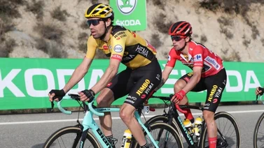 Dumoulin se da por vencido y abandona cansado la Vuelta a España