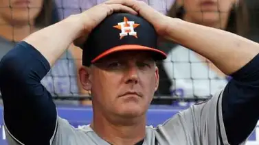 AJ Hinch y Alex Cora cumplen suspensiones y los Tigres se fijan en ellos AJ Hinch y Alex Cora cumplen suspensiones y los Tigres se fijan en ellos