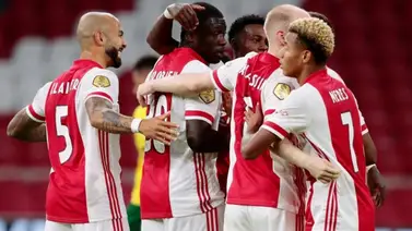 Seis jugadores del Ajax podrán jugar en Dinamarca tras falsos positivos Seis jugadores del Ajax podrán jugar en Dinamarca tras falsos positivos