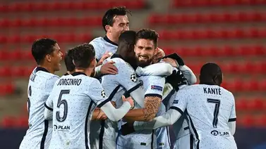 Giroud manda al Chelsea a los octavos de final de la Champions Giroud manda al Chelsea a los octavos de final de la Champions