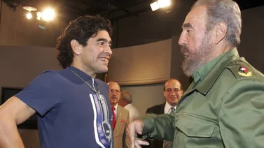 Y llegó el día que une a Maradona con su "segundo padre"