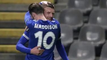Vardy le da la clasificación al Leicester con un gol agónico Vardy le da la clasificación al Leicester con un gol agónico