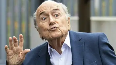Blatter y Platini en problemas mayores Blatter y Platini en problemas mayores