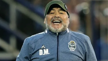 VIDEO y FOTO: Maradona apareció en el cielo