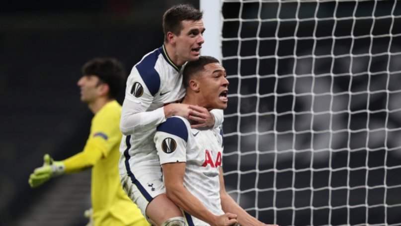 Vinicius y Lo Celso dejan líder al Tottenham