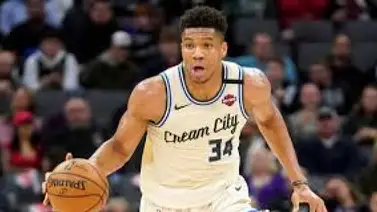 Paseo de Antetokounmpo y Bucks ante los diezmados Bulls Paseo de Antetokounmpo y Bucks ante los diezmados Bulls