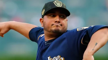 Chacín acuerda pacto de liga menor con los Yanquis