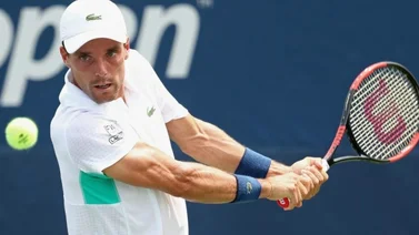 Bautista viaja a Australia para iniciar la nueva temporada