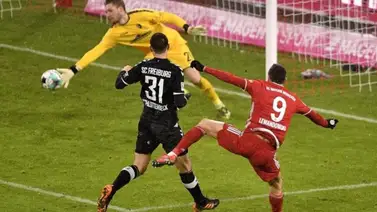 Lewandowski y Müller dan difícil triunfo al Bayern ante el Friburgo Lewandowski y Müller dan difícil triunfo al Bayern ante el Friburgo