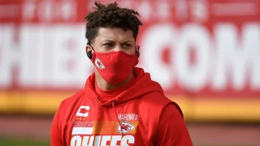 Patrick Mahomes entrena suave con Chiefs y sigue bajo protocolos de conmoción