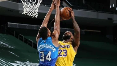 James domina a Antetokounmpo en un triunfo de prestigio de los Lakers