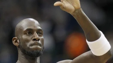Kevin Garnett sigue cobrando cinco millones de dólares hasta 2023