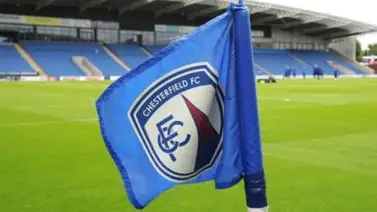 Enfermeros de Chesterfield reciben amenazas por vacunar a futbolistas Enfermeros de Chesterfield reciben amenazas por vacunar a futbolistas