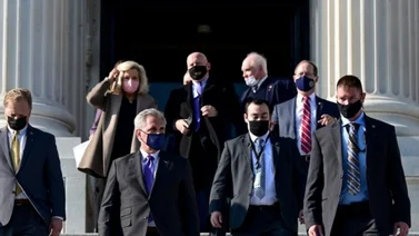 Líderes republicanos de Texas piden a Cuban que venda los Mavericks