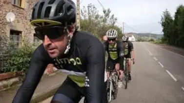 Alonso, atropellado por un coche cuando montaba en bicicleta Alonso, atropellado por un coche cuando montaba en bicicleta