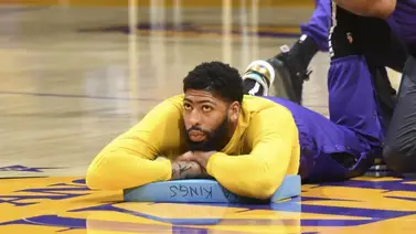 Anthony Davis se perderá 4 semanas con los Lakers por una lesión en un gemelo Anthony Davis se perderá 4 semanas con los Lakers por una lesión en un gemelo