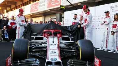 Kimi Raikkonen y Antonio Giovinazzi ya conocen el C41 de Alfa Romeo para 2021