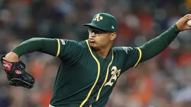 Jesús Luzardo en la pelea para lanzar el Opening Day Jesús Luzardo en la pelea para lanzar el Opening Day