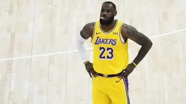 James responde a Ibrahimovic que no se callará ante lo que vea que "esté mal" James responde a Ibrahimovic que no se callará ante lo que vea que "esté mal"