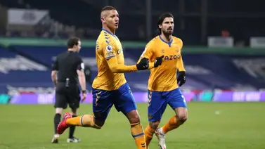 Richarlison mete a un Everton sin James en Champions Richarlison mete a un Everton sin James en Champions