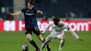 De Roon: Sería bonito jugar con 11 todo el partido en Madrid De Roon: Sería bonito jugar con 11 todo el partido en Madrid