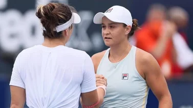Barty se alza en Miami frente a retiro de Andreescu