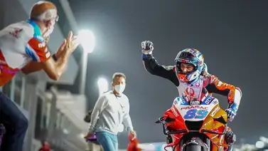 Martín confirmó su ascenso y consiguió la primera pole de su carrera en Doha Martín confirmó su ascenso y consiguió la primera pole de su carrera en Doha