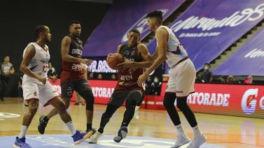 Broncos liquida a Diablos en tiempo extra