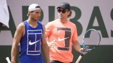 Nadal pasa revista a su academia antes de viajar a Montecarlo