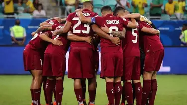 Venezuela retrocede un par de puestos en el Ranking FIFA y se ubica en el puesto 30 (+TABLA) Venezuela retrocede un par de puestos en el Ranking FIFA y se ubica en el puesto 30 (+TABLA)