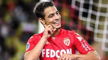 Ben Yedder acosa al líder Ben Yedder acosa al líder