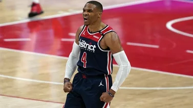 Westbrook logra su vigésimo quinto triple-doble y ganan los Wizards
