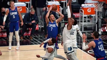 Los Clippers tiran de garra para remontar sin sus estrellas a los Grizzlies